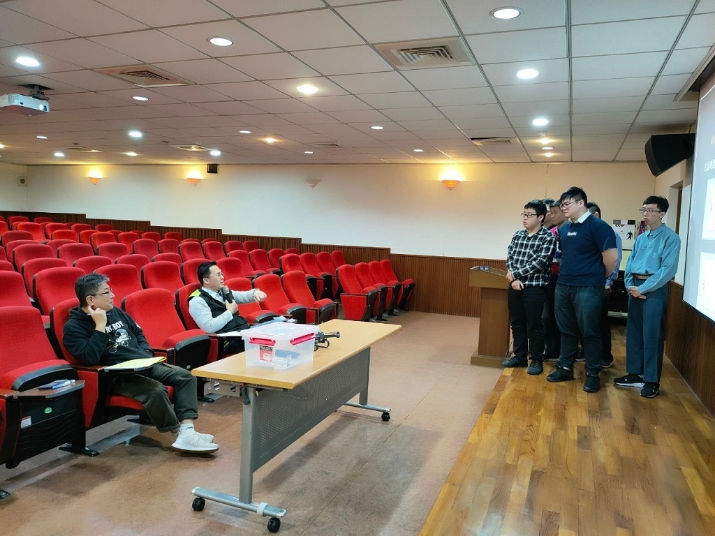 109專題成果發表會1
