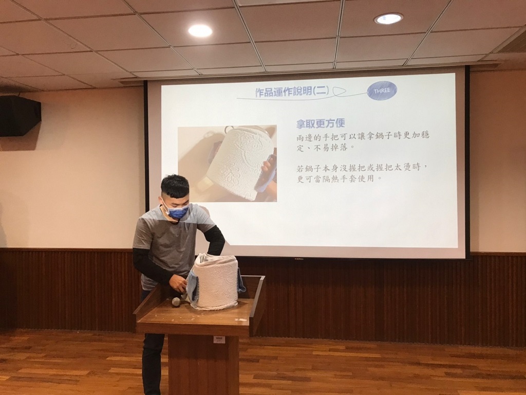 110學年度日間部專題製作成果發表會10