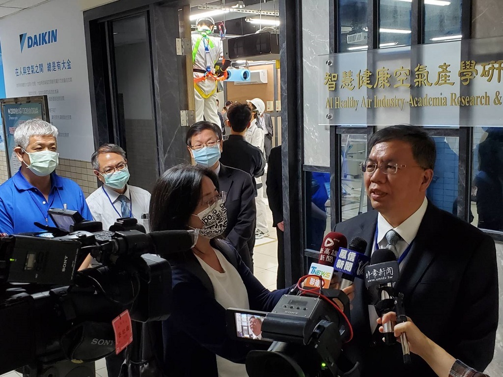 110學年度智慧健康空氣產學研訓中心揭牌儀式3