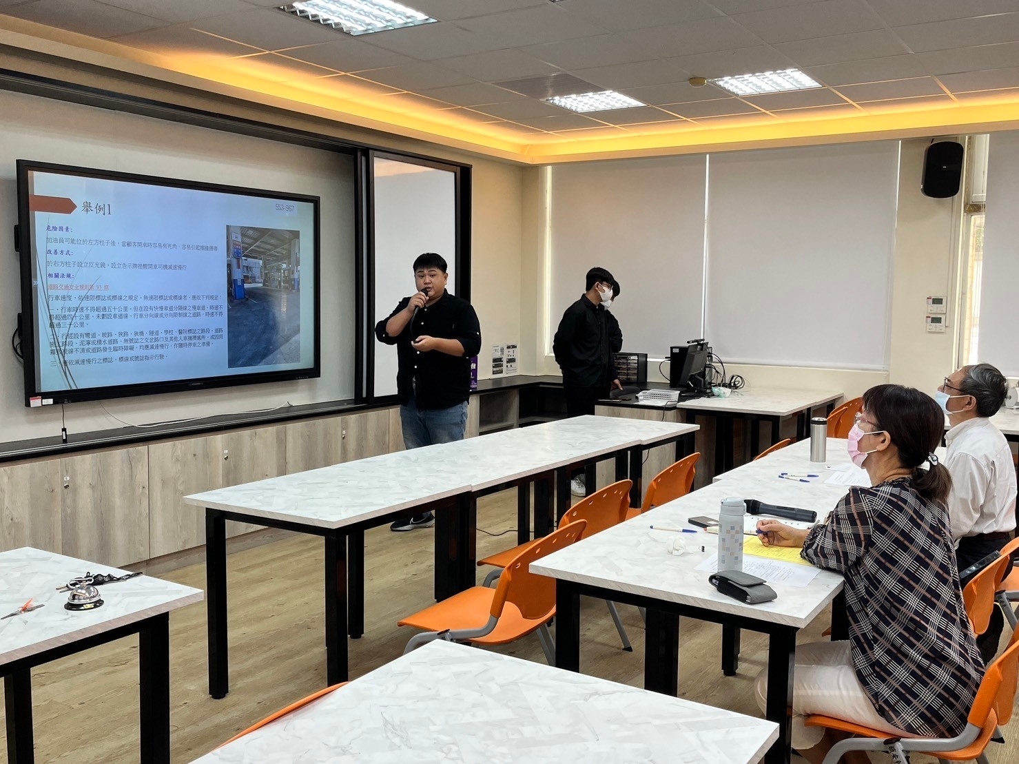 110學年度日間部專題製作成果發表會16